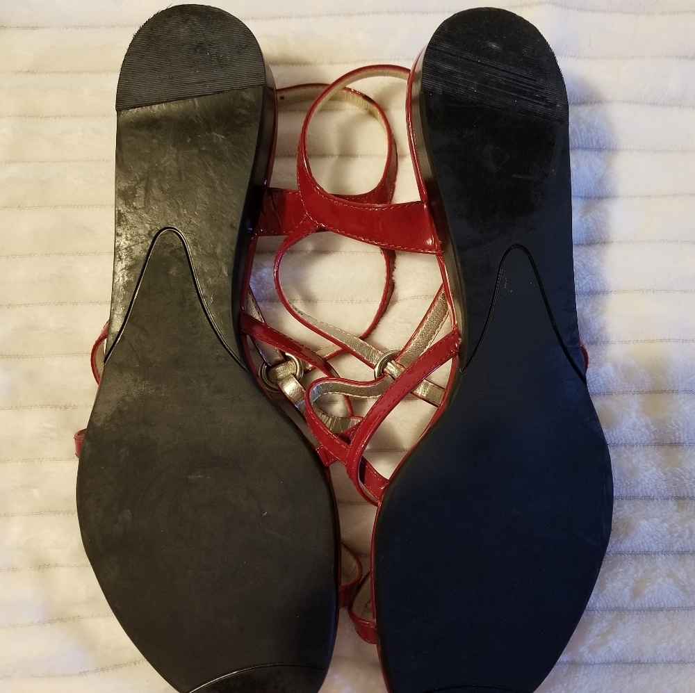 Unisa red sandals - Picture 3 of 3